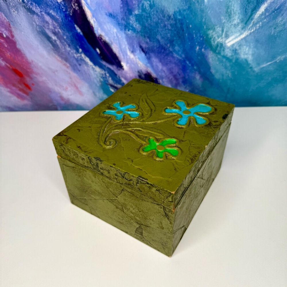 Fitz and Floyd Recipe Box Vintage Avocado Green Blue Flowers 1970s Flower Power